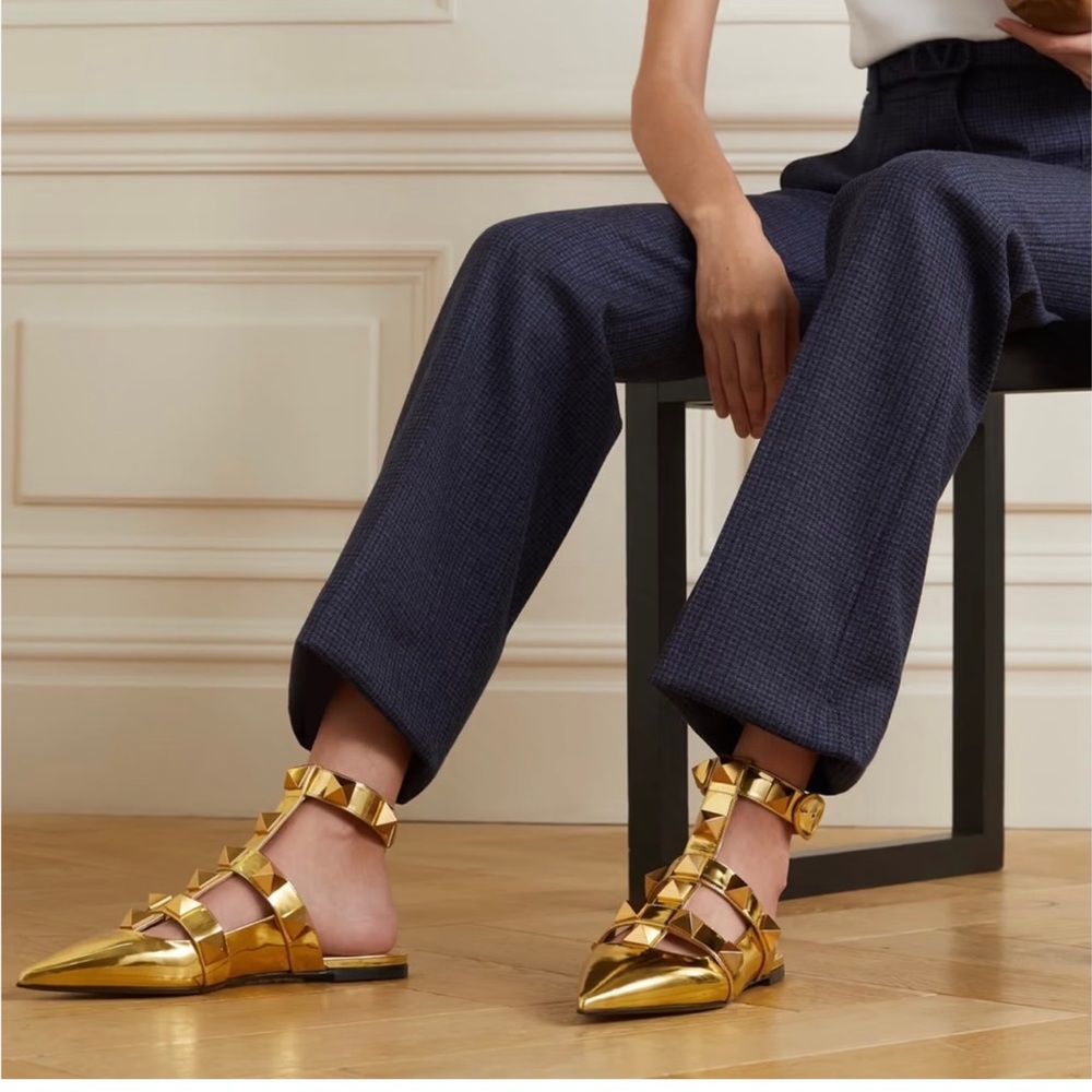 Womens Valentino Flats